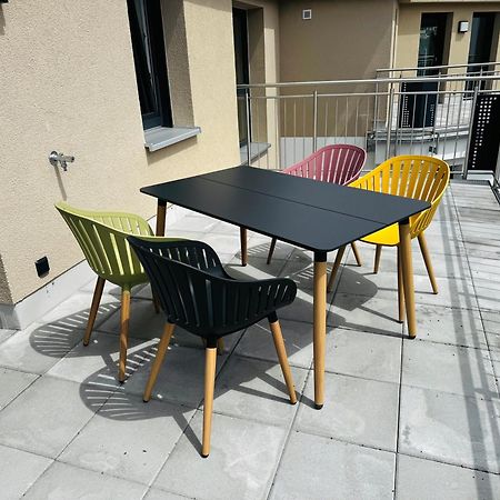 Moderne Apartments Mit Highspeed-Wlan Und Gratis-Tiefgarage Ihr Perfekter Rueckzugsort Nahe Dem Zentrum Und Der Therme I Barrierearm Bad Kissingen Luaran gambar
