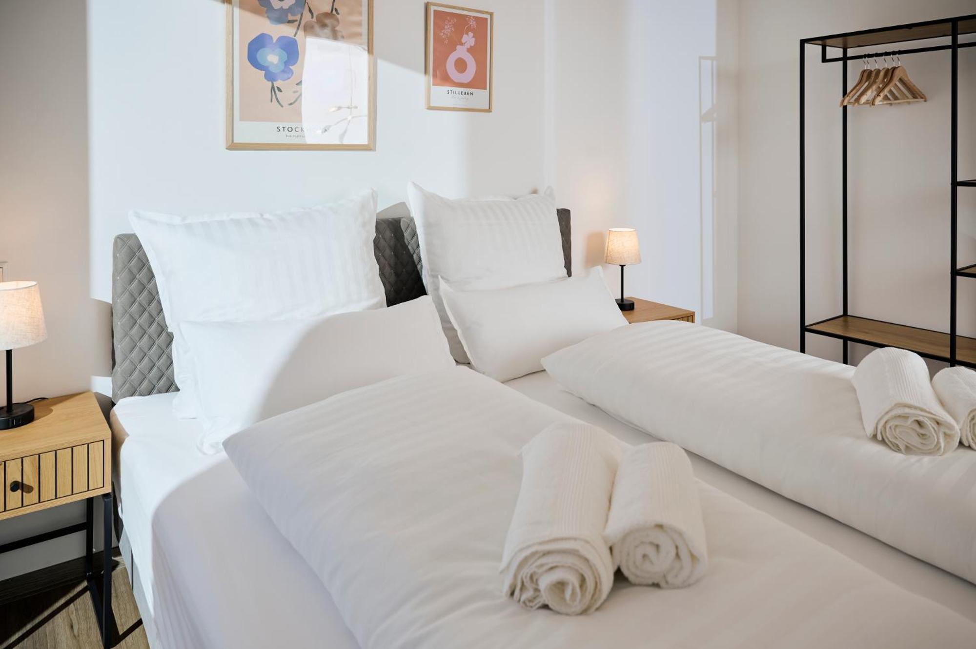 Moderne Apartments Mit Highspeed-Wlan Und Gratis-Tiefgarage Ihr Perfekter Rueckzugsort Nahe Dem Zentrum Und Der Therme I Barrierearm Bad Kissingen Luaran gambar