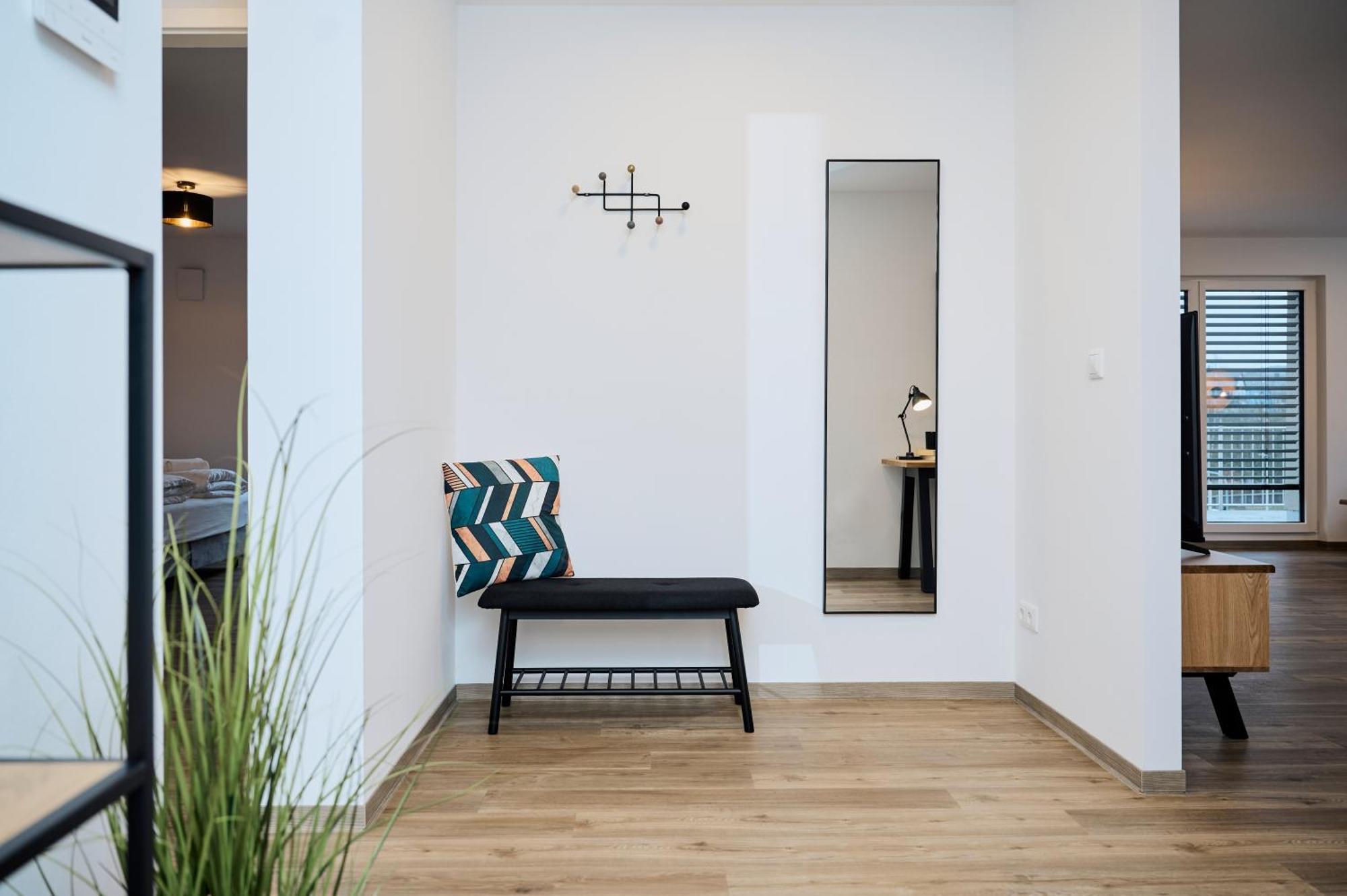 Moderne Apartments Mit Highspeed-Wlan Und Gratis-Tiefgarage Ihr Perfekter Rueckzugsort Nahe Dem Zentrum Und Der Therme I Barrierearm Bad Kissingen Luaran gambar