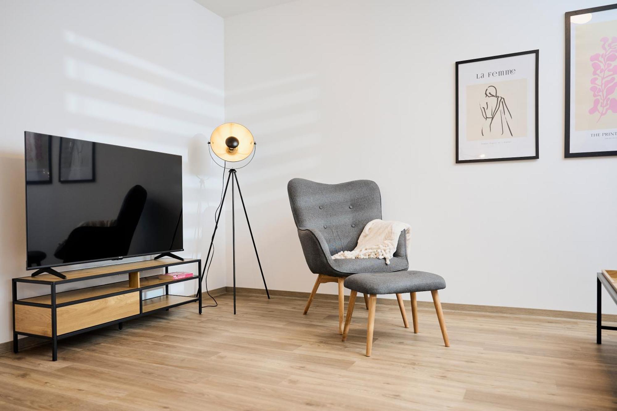 Moderne Apartments Mit Highspeed-Wlan Und Gratis-Tiefgarage Ihr Perfekter Rueckzugsort Nahe Dem Zentrum Und Der Therme I Barrierearm Bad Kissingen Luaran gambar