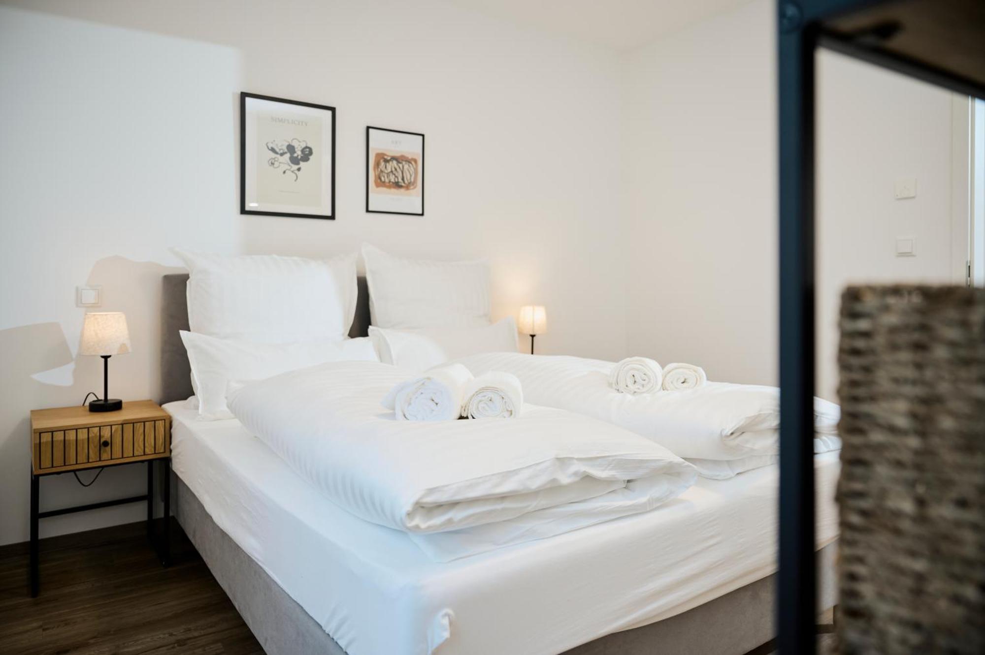 Moderne Apartments Mit Highspeed-Wlan Und Gratis-Tiefgarage Ihr Perfekter Rueckzugsort Nahe Dem Zentrum Und Der Therme I Barrierearm Bad Kissingen Luaran gambar