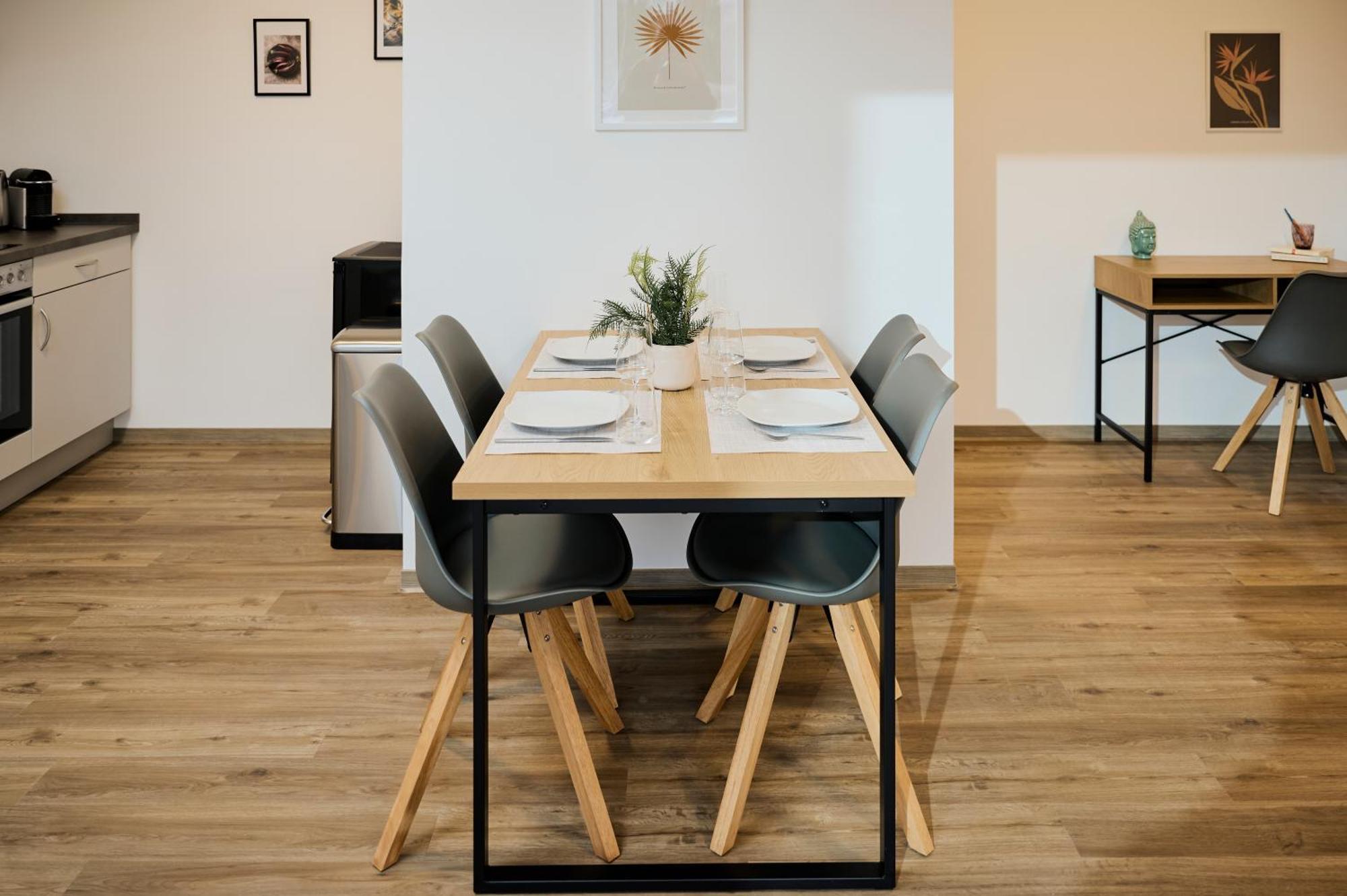 Moderne Apartments Mit Highspeed-Wlan Und Gratis-Tiefgarage Ihr Perfekter Rueckzugsort Nahe Dem Zentrum Und Der Therme I Barrierearm Bad Kissingen Luaran gambar