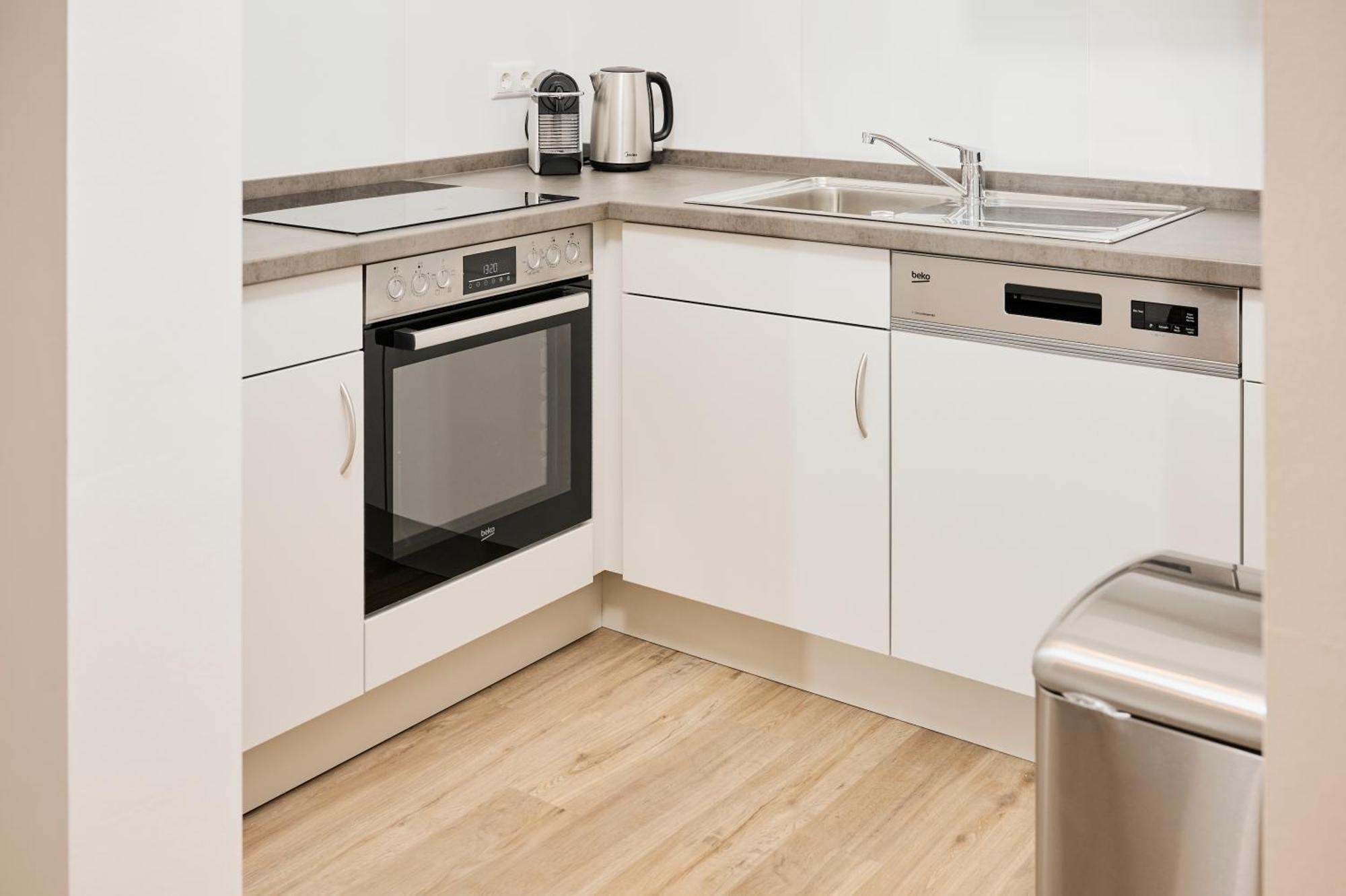 Moderne Apartments Mit Highspeed-Wlan Und Gratis-Tiefgarage Ihr Perfekter Rueckzugsort Nahe Dem Zentrum Und Der Therme I Barrierearm Bad Kissingen Luaran gambar